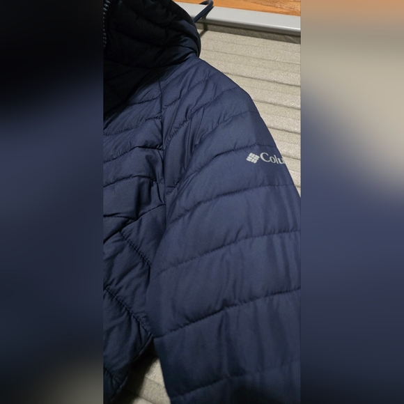 Columbia Navy Quilted Jacket - Picture 3 of 4